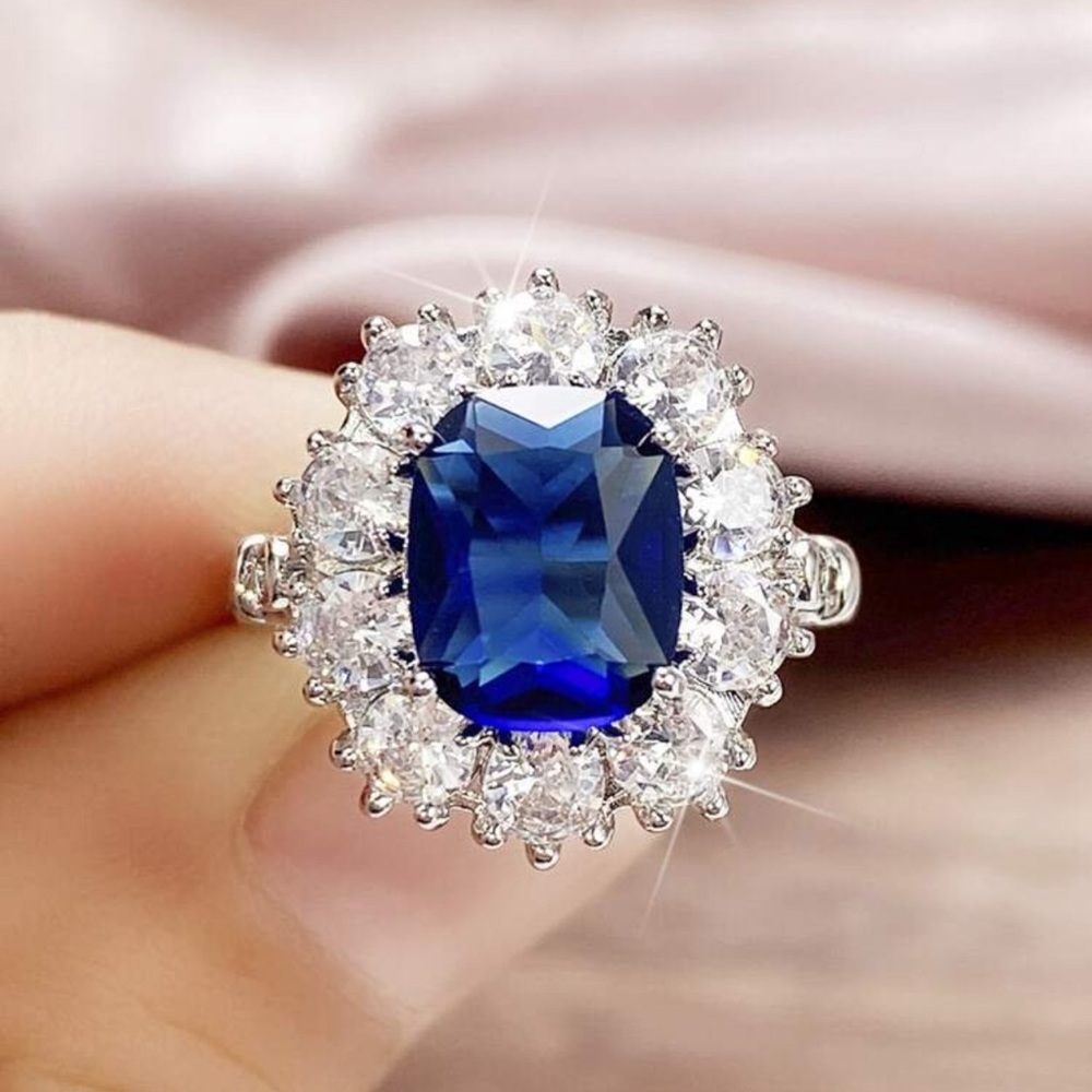 Wedding ring - Picture 8 of 12